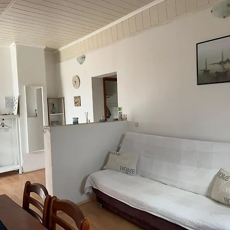 Studio Baza Apartment Trogir